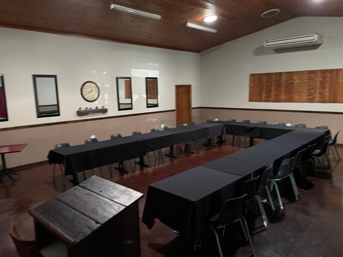 Buffalo Hotel Hectorspruit Екстериор снимка